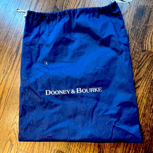 NEW Dooney & Burke bag - Picture 2 of 3